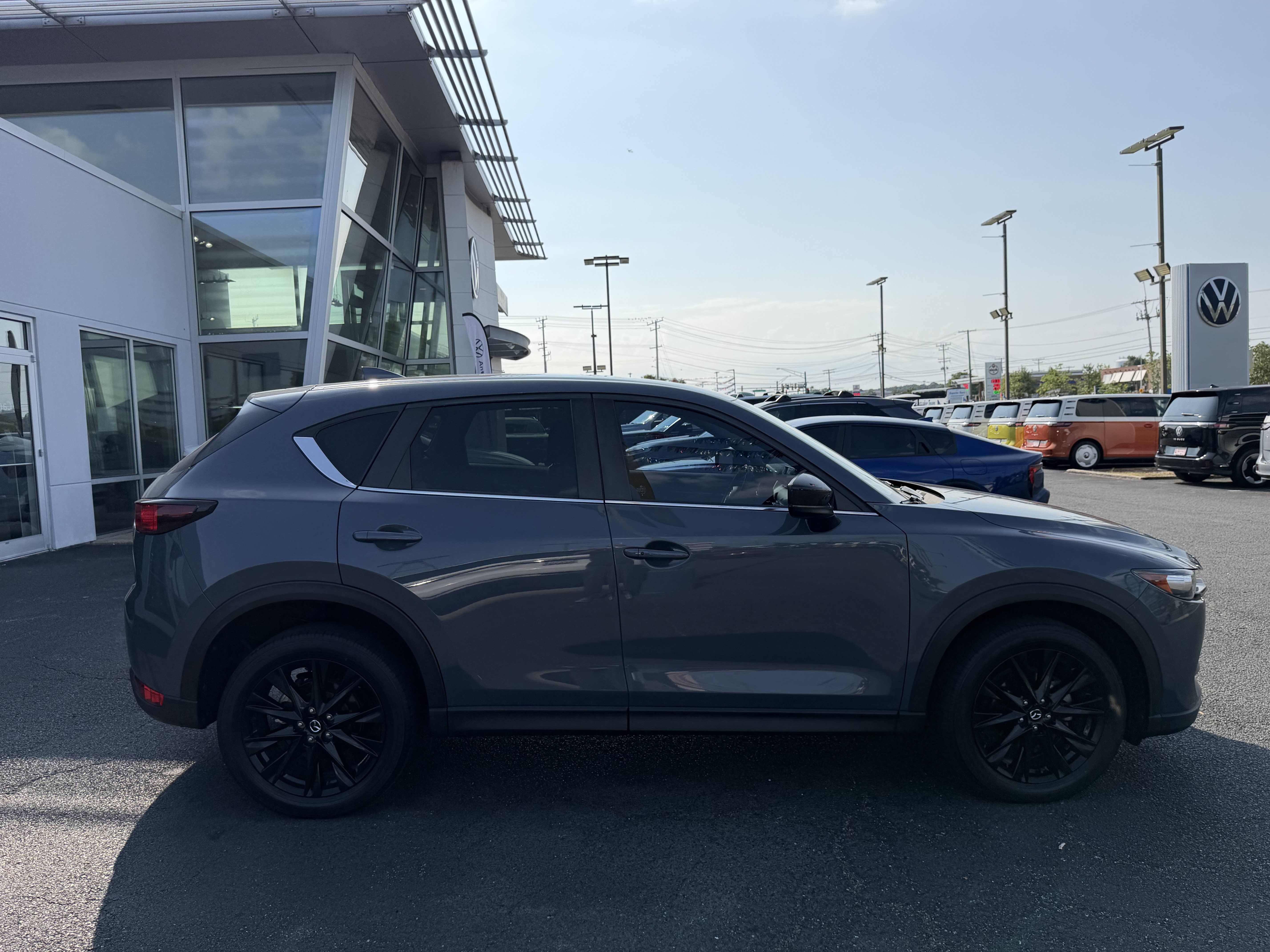 Used 2021 MAZDA CX-5 Carbon Edition FWD image 4