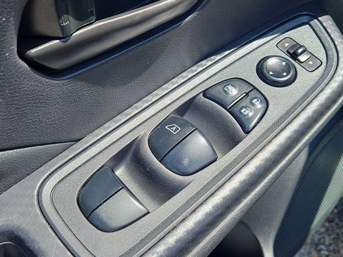 Used 2024 Nissan Versa S w/ S Plus Package FWD image 20