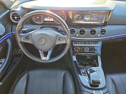 Used 2017 Mercedes-Benz E 300 image 14