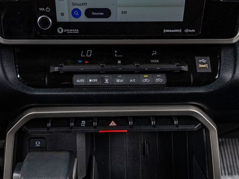 Used 2022 Toyota Tundra SR5 w/ SR5 Convenience Package image 26