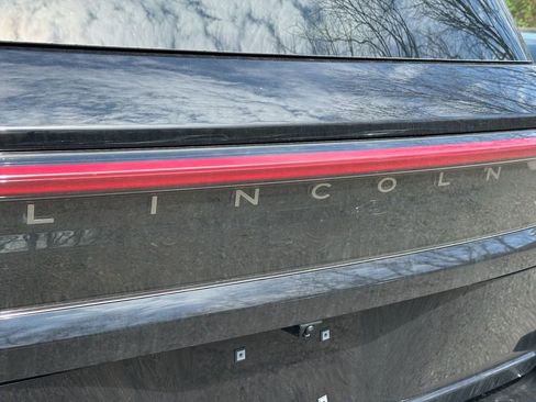 New 2026 Lincoln Navigator Reserve AWD/4WD image 29