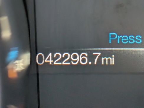 Used 2019 Ford Mustang Premium image 18