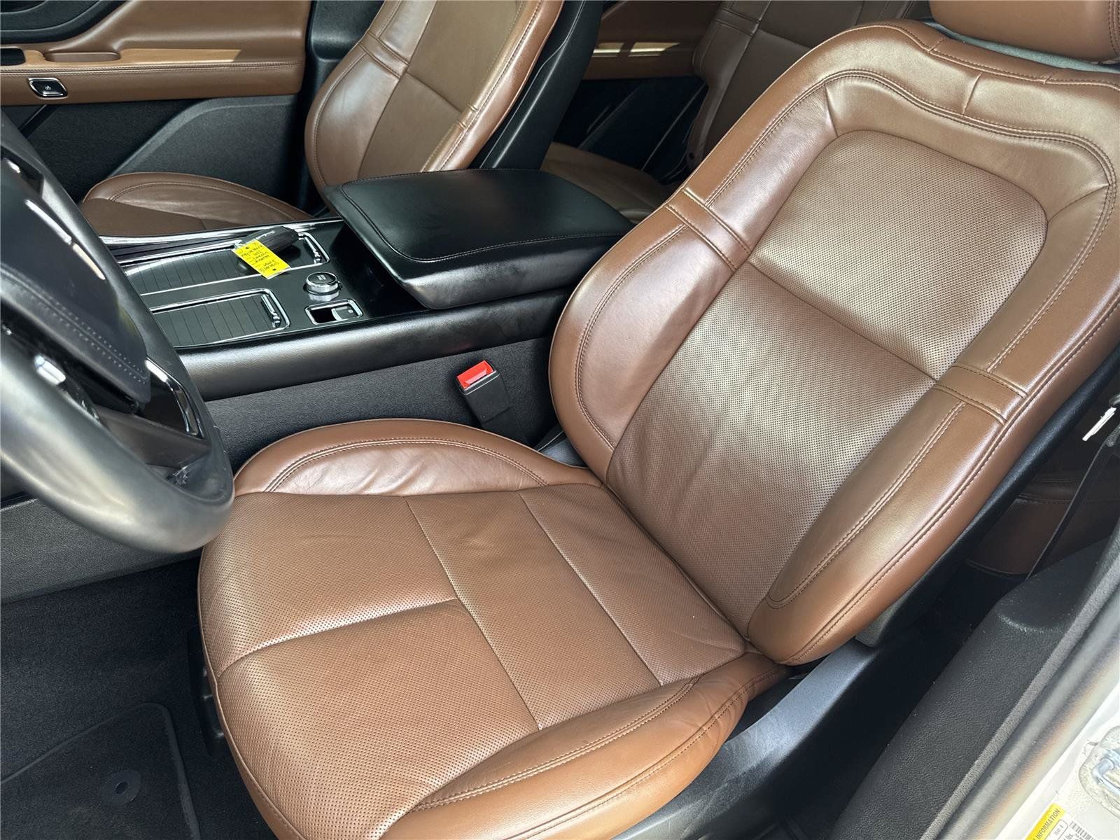 Used 2022 Lincoln Aviator Reserve RWD image 13