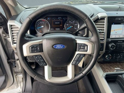 Used 2017 Ford F250 Lariat image 17