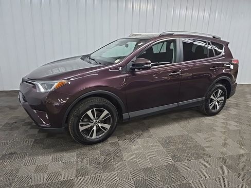 Used 2018 Toyota RAV4 XLE w/ Plus Extra Value Package AWD/4WD image 6