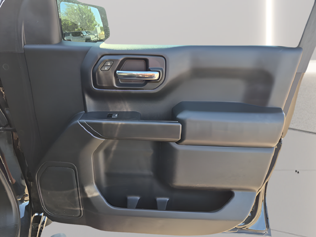 Used 2020 Chevrolet Silverado 1500 Custom Trail Boss w/ Custom Convenience Package AWD/4WD image 38