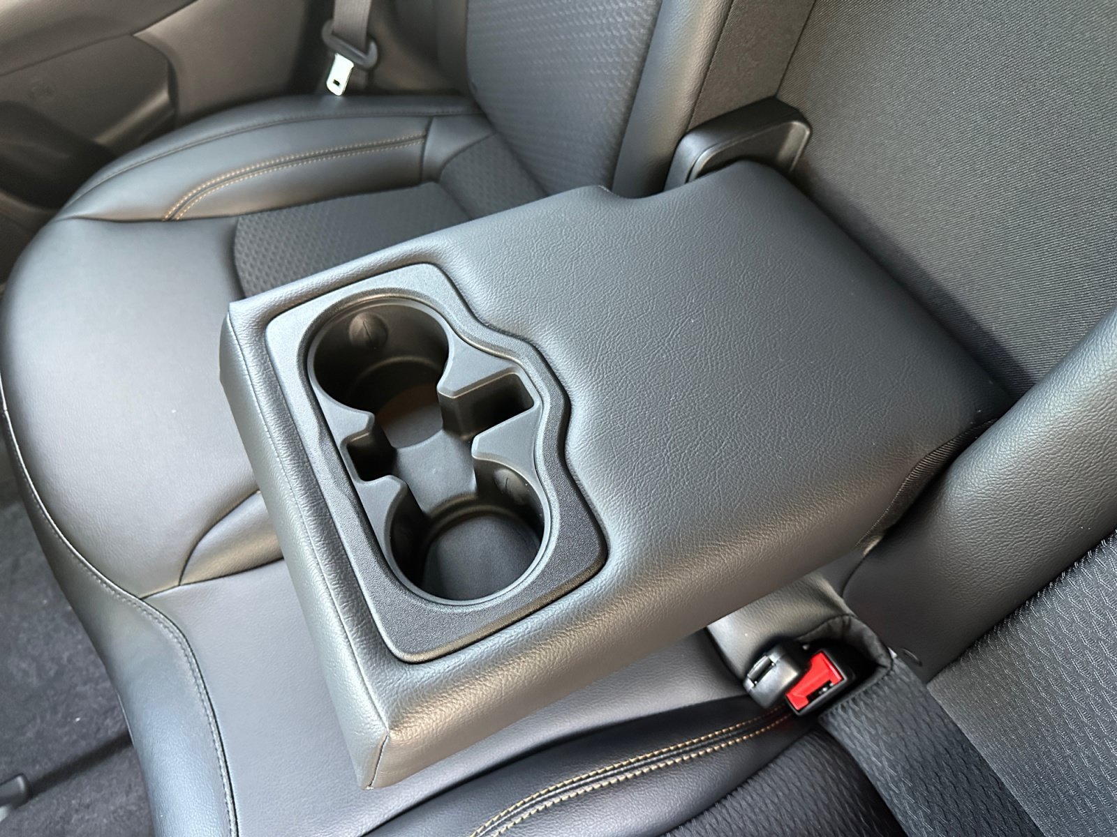New 2026 Jeep Compass Latitude AWD/4WD image 37