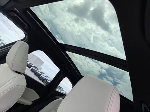 New 2026 BMW X1 xDrive28i w/ Technology Package image 10