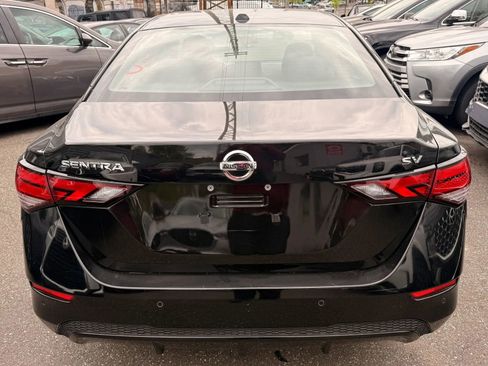 Used 2021 Nissan Sentra SV FWD image 6