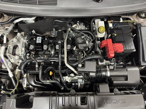 Used 2025 Nissan Kicks S image 40