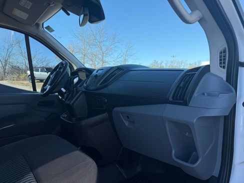 Used 2018 Ford Transit 250 130 Low Roof w/ Exterior Upgrade Package image 20