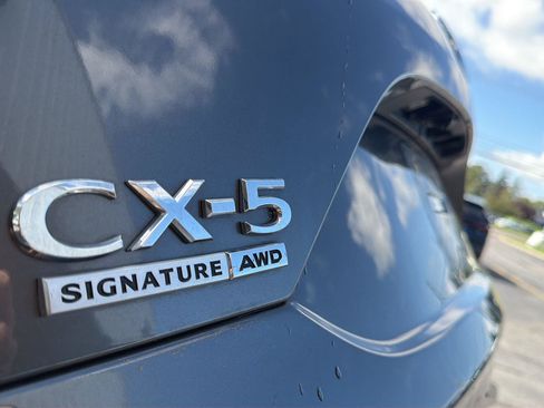 Used 2022 MAZDA CX-5 Signature AWD/4WD image 12