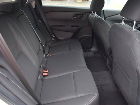 Used 2026 Nissan Rogue S FWD image 51