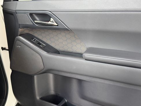 Used 2024 Lexus GX 550 w/ Accessory Package (Z1) AWD/4WD image 49