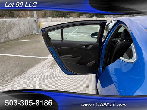 Used 2016 Chevrolet Cruze Premier image 41