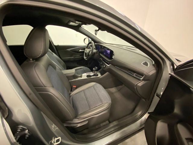 Used 2024 Buick Envista Preferred w/ Convenience I Package FWD image 19