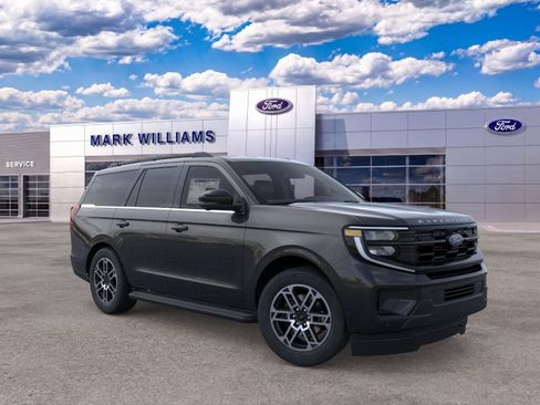 New 2026 Ford Expedition Active AWD/4WD image 7