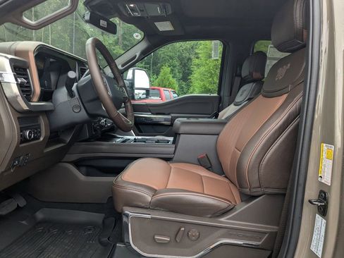 New 2026 Ford F350 King Ranch w/ Chrome Package AWD/4WD image 19