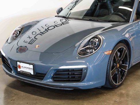 Used 2017 Porsche 911 Carrera image 27