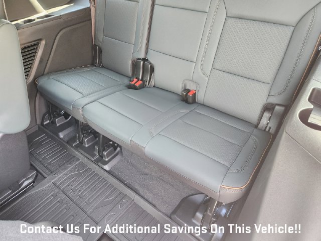 New 2027 GMC Yukon AT4 w/ AT4 Premium Plus Package AWD/4WD image 22
