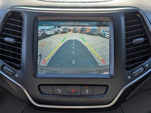 Used 2021 Jeep Cherokee Latitude Lux 80th Anniv w/ Quick Order Package 26U 80TH image 25