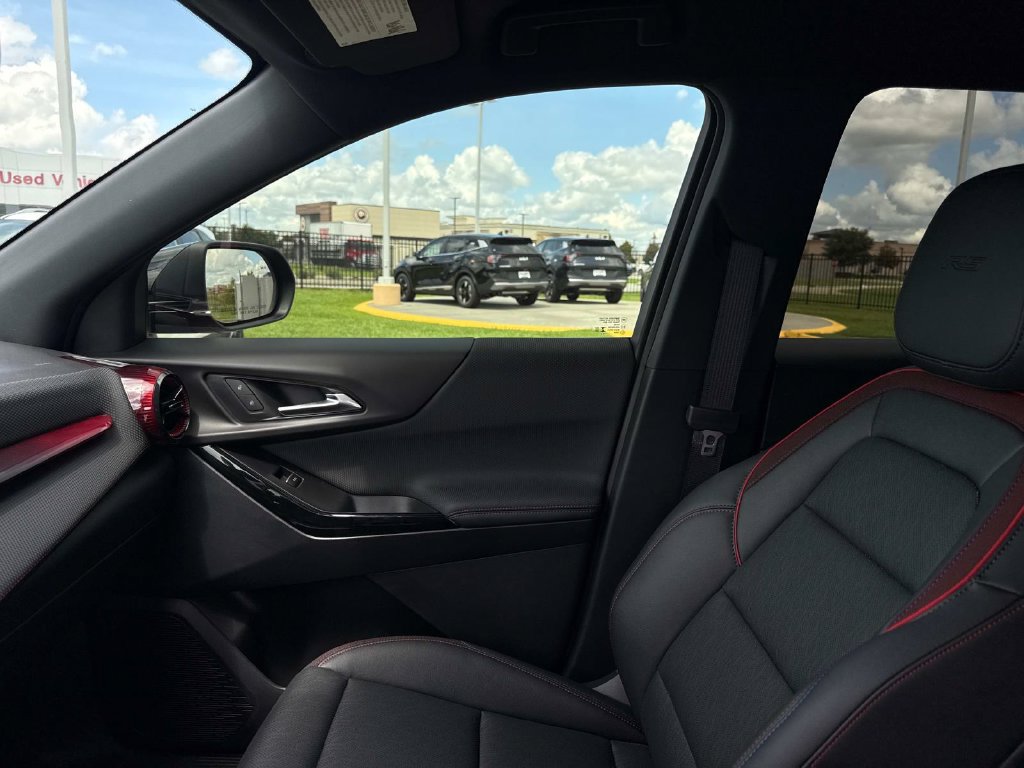 Used 2026 Chevrolet Equinox RS FWD image 19