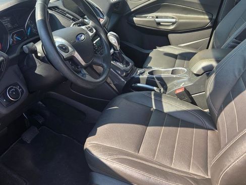 Used 2014 Ford Escape Titanium w/ Equipment Group 401A image 15