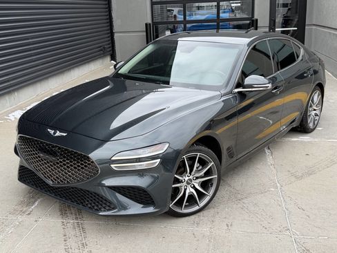 Used 2023 Genesis G70 2.0T image 2