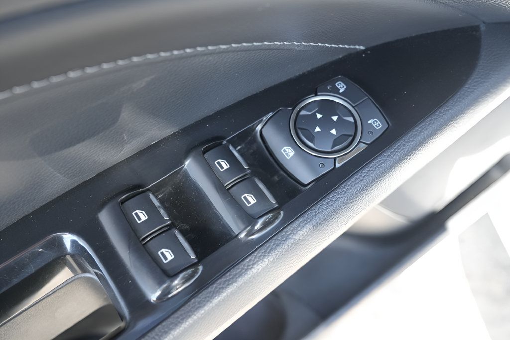 Used 2015 Ford Fusion Titanium FWD image 21