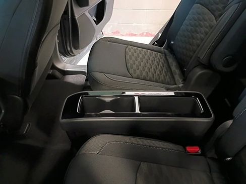 New 2025 Nissan Pathfinder SV image 18