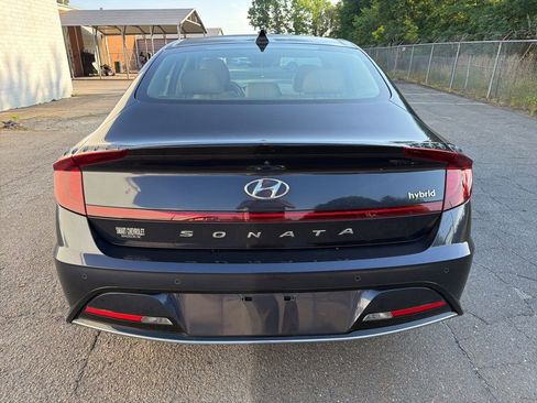 Used 2021 Hyundai Sonata Limited FWD image 3