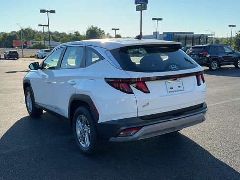 Used 2025 Hyundai Tucson SE AWD/4WD image 10