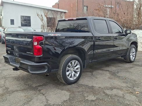 Certified 2025 Chevrolet Silverado 1500 Custom image 9