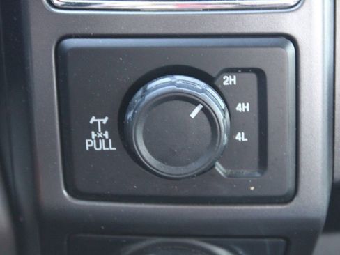 Used 2018 Ford F150 XLT w/ Equipment Group 302A Luxury image 34