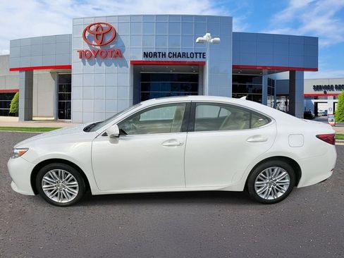 Used 2014 Lexus ES 350 350 w/ Luxury Package image 6
