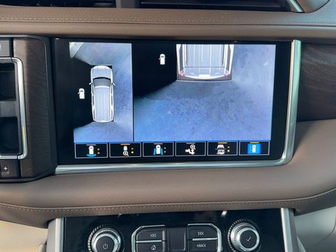 Used 2021 GMC Yukon XL Denali w/ Denali Ultimate Package image 22