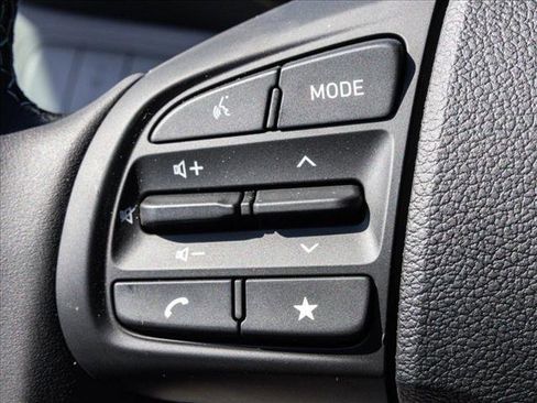 New 2025 Hyundai Venue SEL image 14