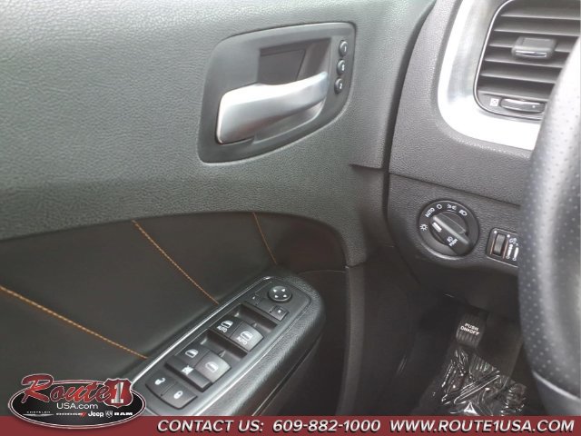 Used 2017 Dodge Charger Daytona R/T RWD image 28