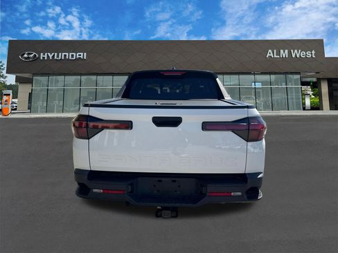 Used 2023 Hyundai Santa Cruz SEL w/ Activity Package image 6