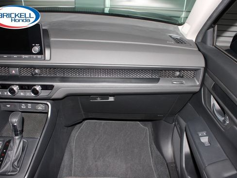 Used 2024 Honda CR-V EX image 18