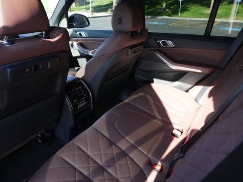 Used 2023 BMW X5 xDrive40i w/ M Sport Package AWD/4WD image 14