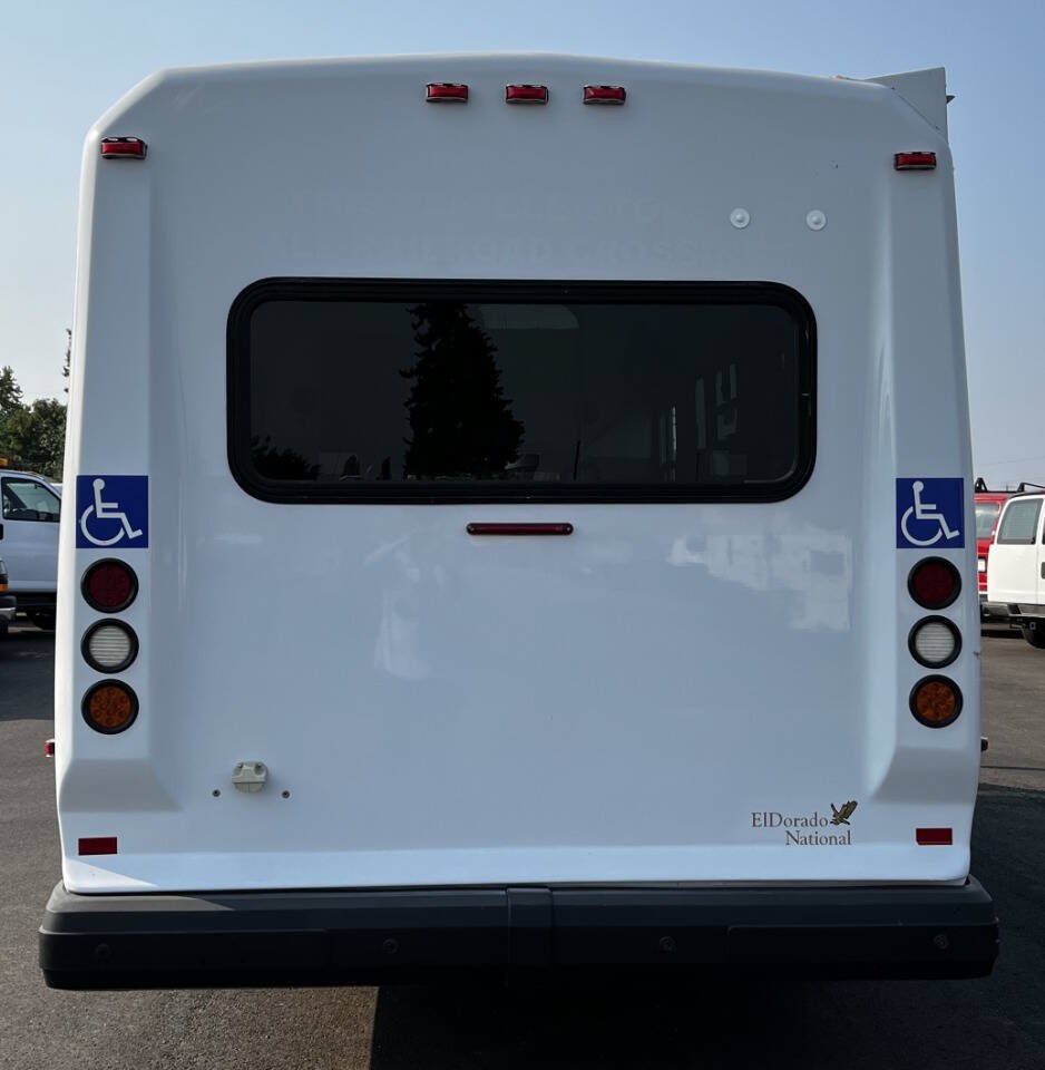 Used 2016 Ford E-450 and Econoline 450 Super Duty w/ Shuttle Bus Prep Package RWD image 6