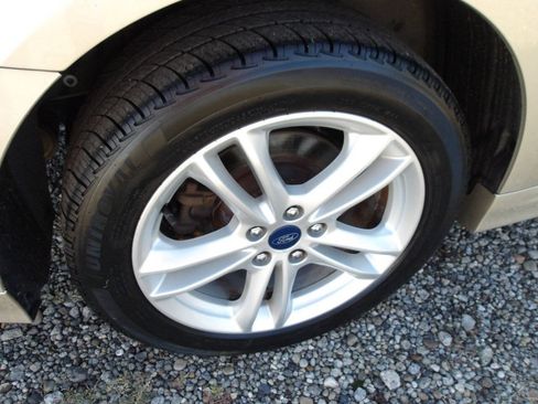 Used 2018 Ford Fusion S FWD image 32