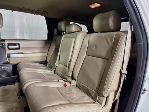 Used 2008 Toyota Sequoia Limited RWD image 27