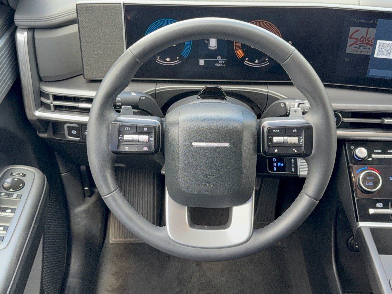 Used 2026 Hyundai Santa Fe SEL FWD image 10