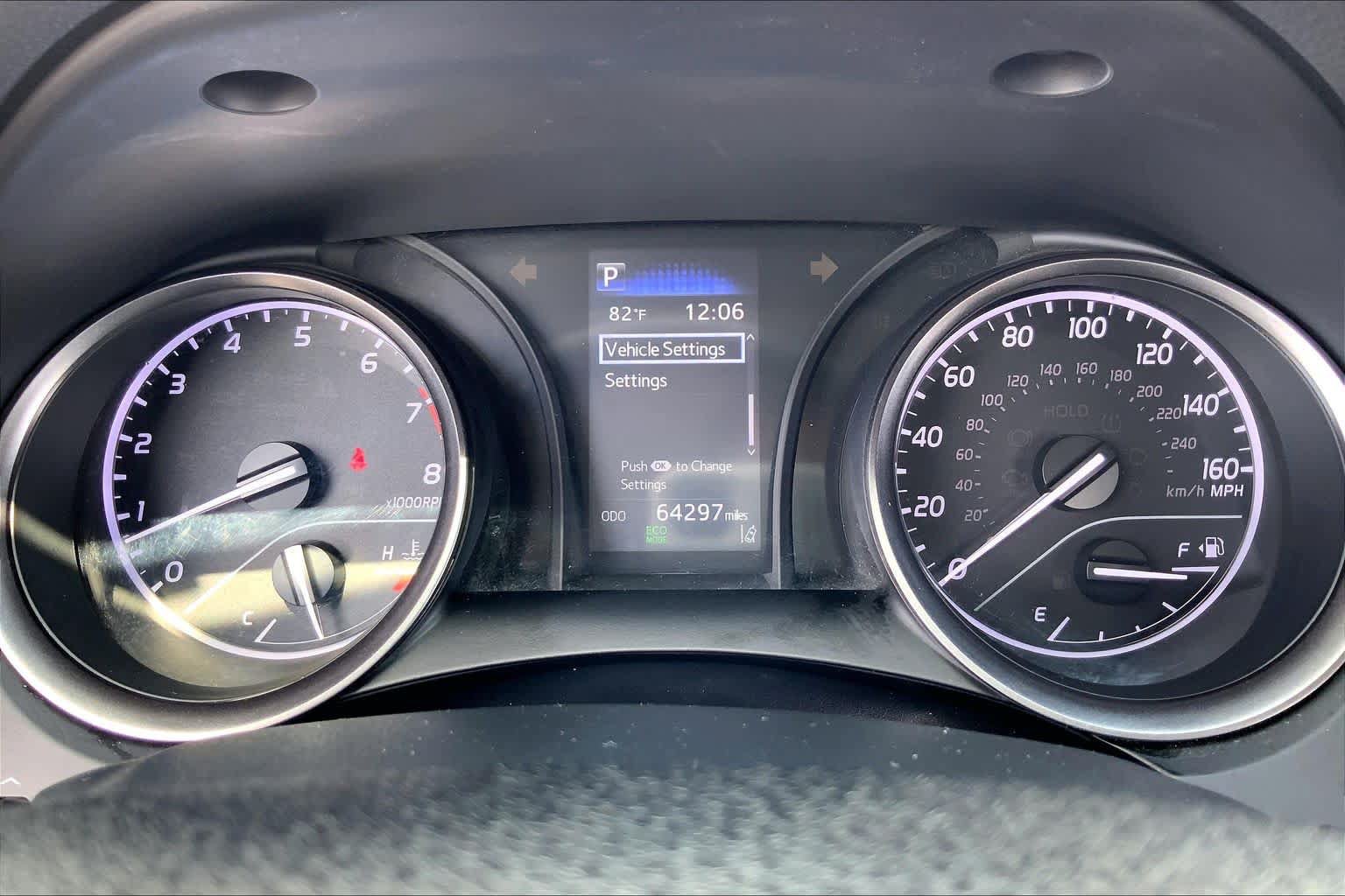 Used 2024 Toyota Camry SE FWD image 24