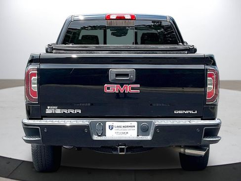 Used 2018 GMC Sierra 1500 Denali w/ Denali Ultimate Package AWD/4WD image 8