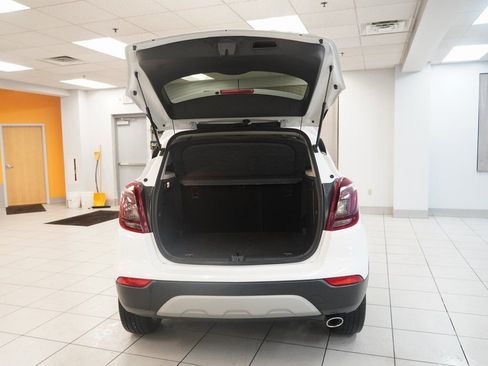 Certified 2022 Buick Encore Preferred w/ Safety Package image 9