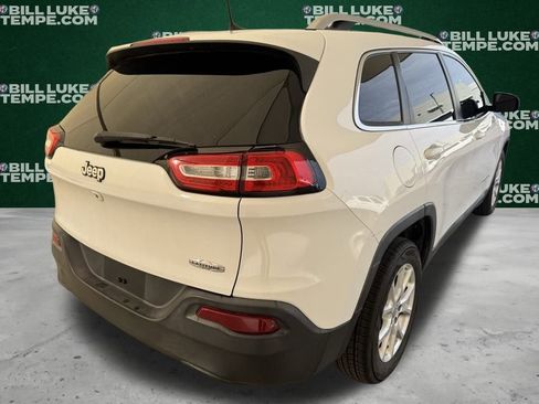 Used 2018 Jeep Cherokee Latitude image 6