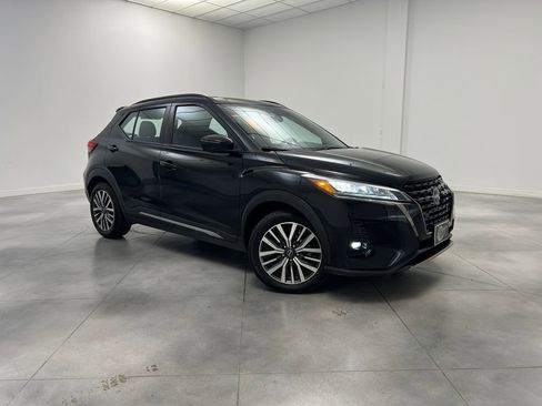 Used 2024 Nissan Kicks SR FWD image 1